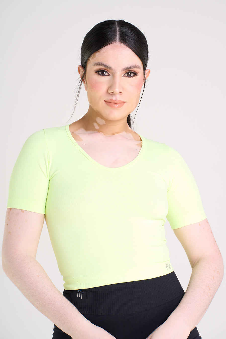 2003 BLUSA LUPE